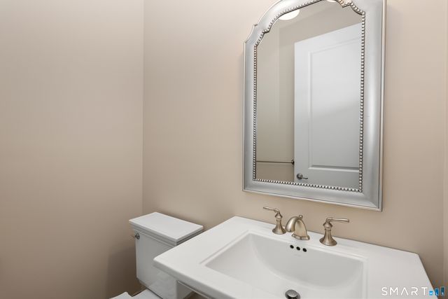 50 Stone Ridge Way 2A, Fairfield, CT 06824