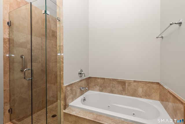 50 Stone Ridge Way 2A, Fairfield, CT 06824