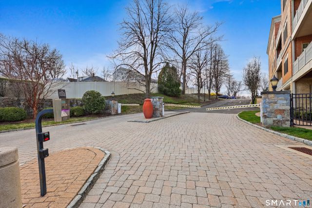 50 Stone Ridge Way 2A, Fairfield, CT 06824