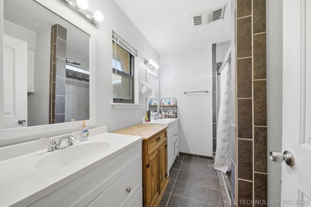 144 S 176th West Place, Sand Springs, OK 74063