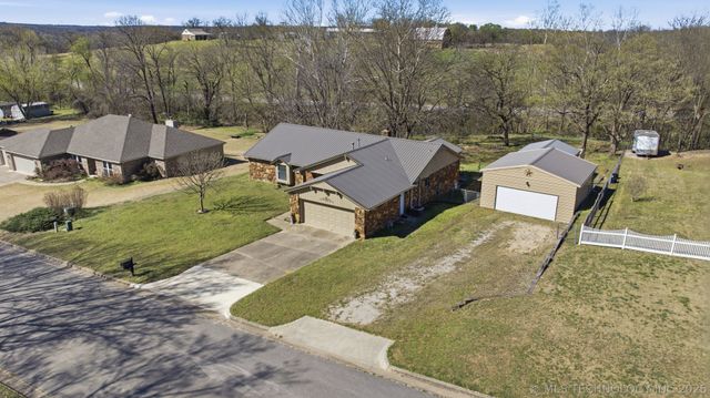 144 S 176th West Place, Sand Springs, OK 74063