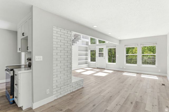 4004 S MOUNTAIN MAPLE LN, Springville, UT 84663