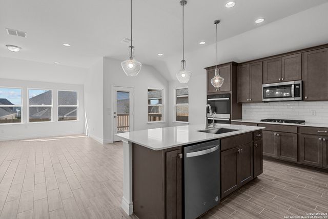 12445 Nazareth, San Antonio, TX 78253