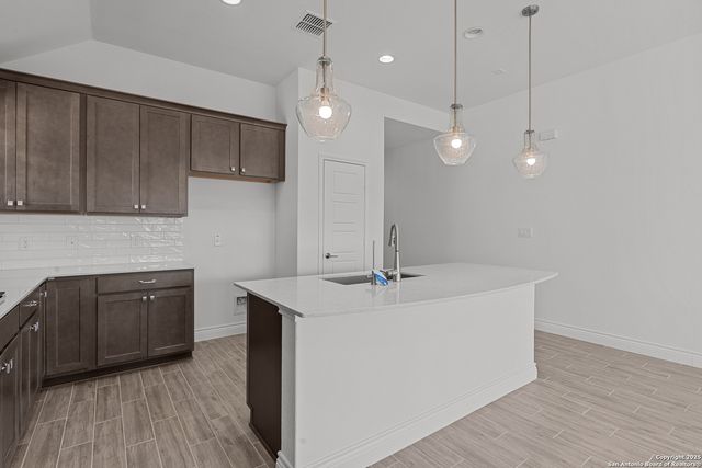 12445 Nazareth, San Antonio, TX 78253