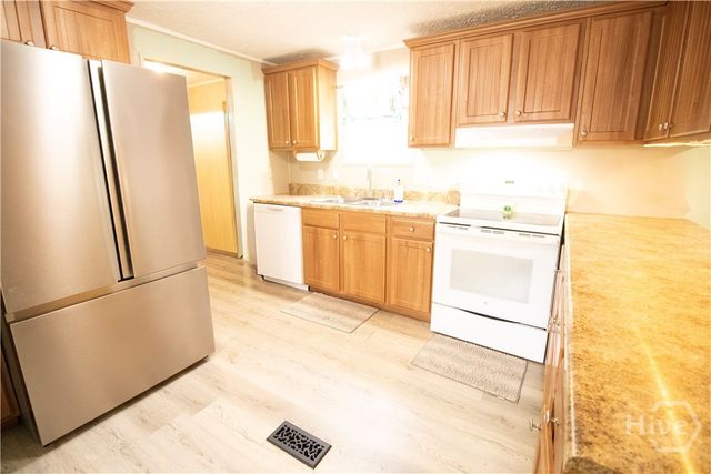 2879 Seed Tick Road, Ellabell, GA 31308