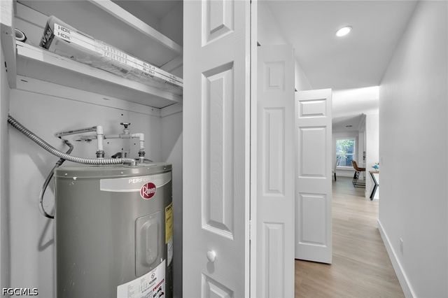 4118 SE 3rd AVE, Cape Coral, FL 33904