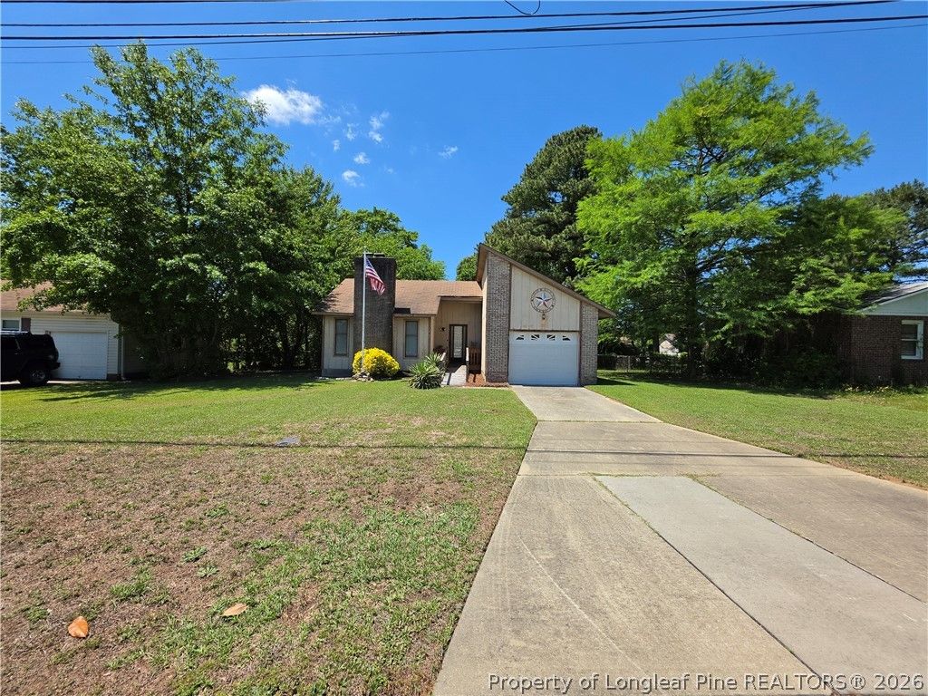 556 Glensford Drive, Fayetteville, NC 28314 — photo 2