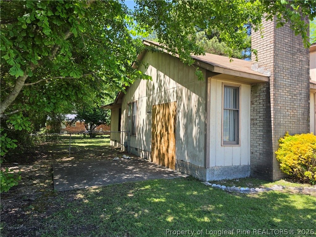 556 Glensford Drive, Fayetteville, NC 28314 — photo 3