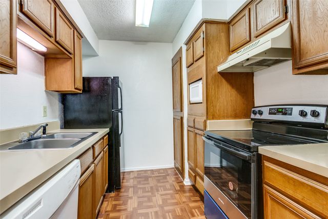 9696 Walnut Street 1312, Dallas, TX 75243