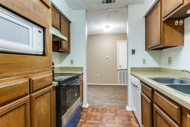 9696 Walnut Street 1312, Dallas, TX 75243
