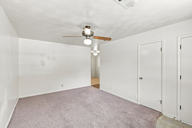 1420 Austin Drive, Ennis, TX 75119