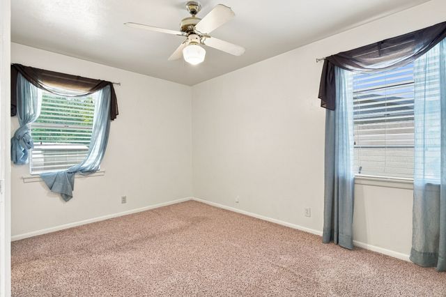 1420 Austin Drive, Ennis, TX 75119