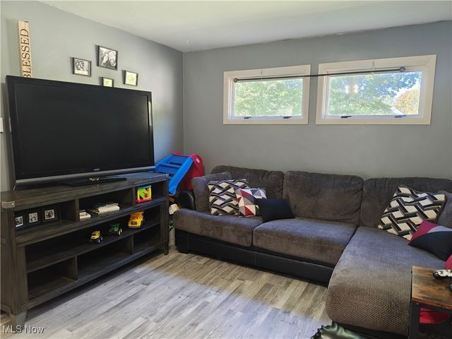 5923 Ogden Avenue, Ashtabula, OH 44004