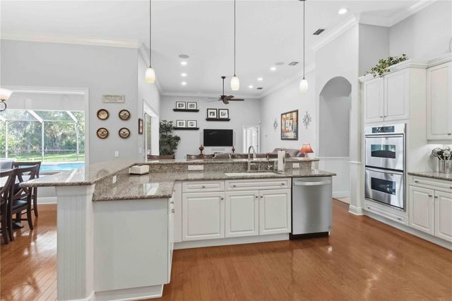 15108 KESTRELGLEN WAY, Lithia, FL 33547