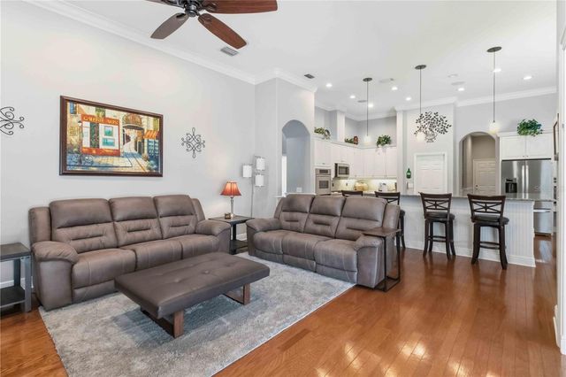 15108 KESTRELGLEN WAY, Lithia, FL 33547