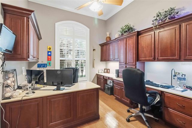 15108 KESTRELGLEN WAY, Lithia, FL 33547