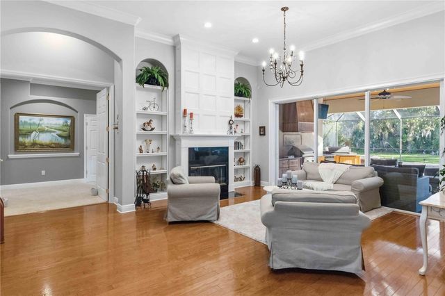 15108 KESTRELGLEN WAY, Lithia, FL 33547