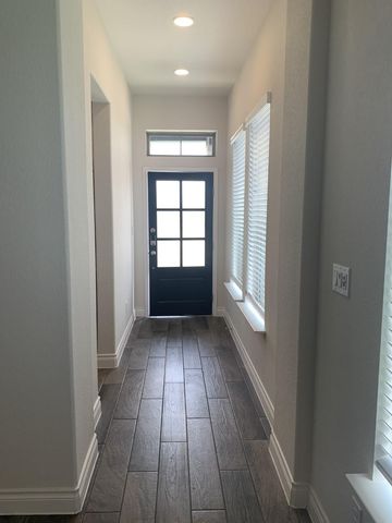 221 Rosebush DR, Liberty Hill, TX 78642