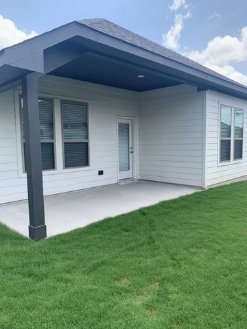 221 Rosebush DR, Liberty Hill, TX 78642