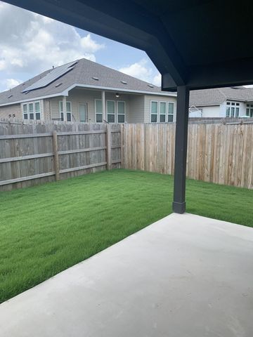221 Rosebush DR, Liberty Hill, TX 78642