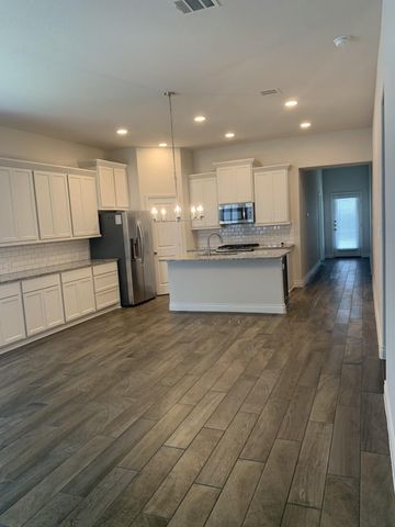 221 Rosebush DR, Liberty Hill, TX 78642