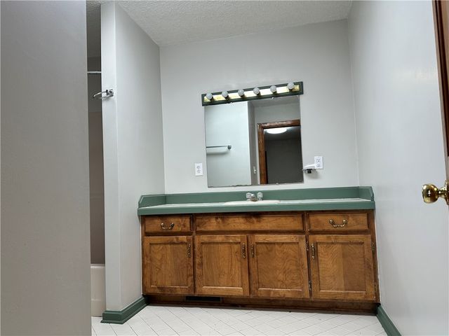 296 Long Mountain Road, Pickens, SC 29671
