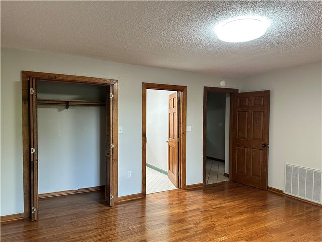 296 Long Mountain Road, Pickens, SC 29671