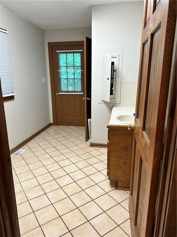 296 Long Mountain Road, Pickens, SC 29671