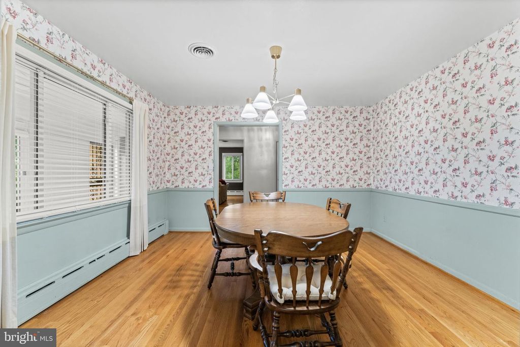 Image 12 of property listing at 7293 BROWNS BRIDGE RD, Fulton, MD 20759