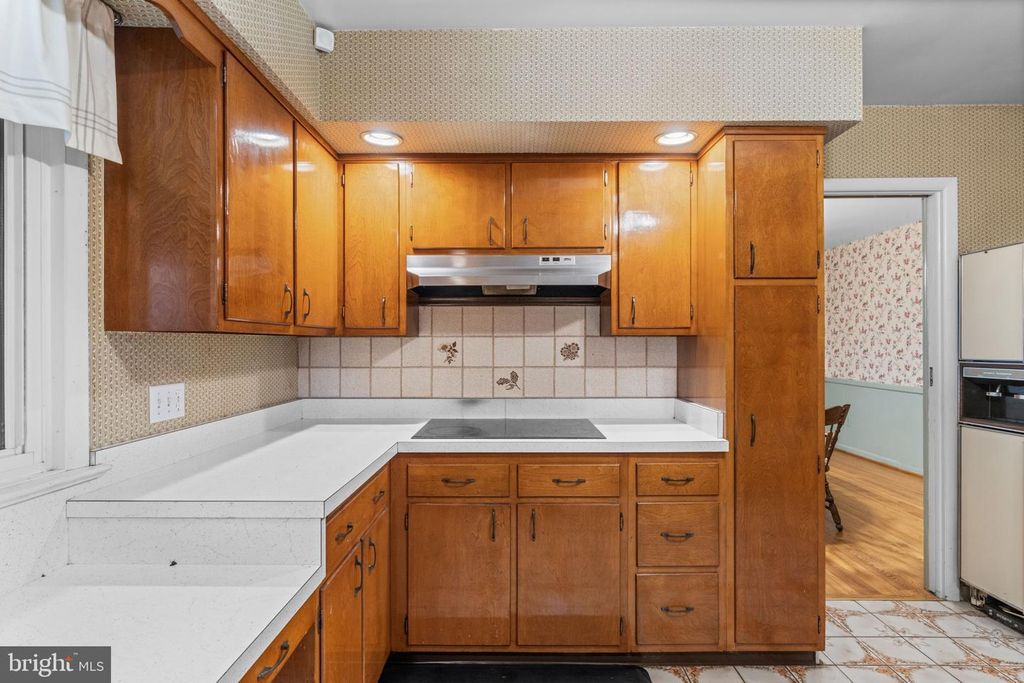 Image 18 of property listing at 7293 BROWNS BRIDGE RD, Fulton, MD 20759