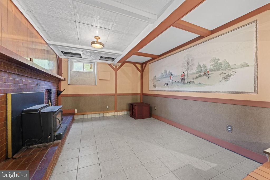 Image 43 of property listing at 7293 BROWNS BRIDGE RD, Fulton, MD 20759