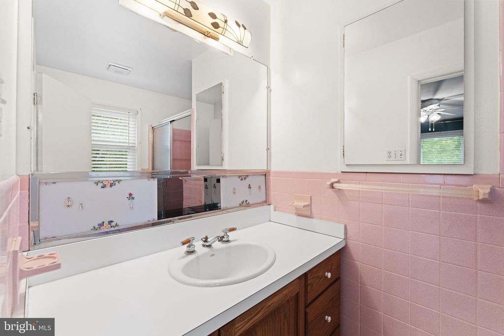 Image 62 of property listing at 7293 BROWNS BRIDGE RD, Fulton, MD 20759