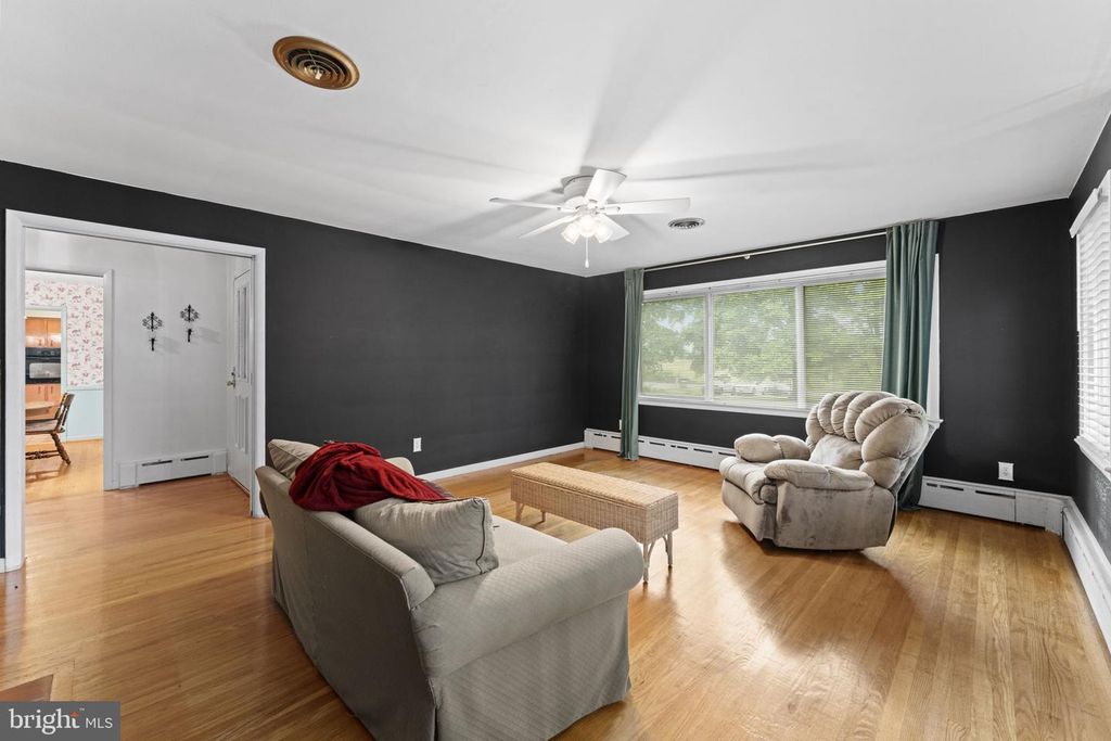 Image 7 of property listing at 7293 BROWNS BRIDGE RD, Fulton, MD 20759