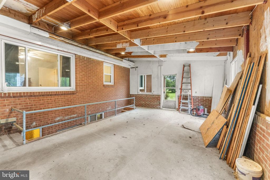 Image 74 of property listing at 7293 BROWNS BRIDGE RD, Fulton, MD 20759