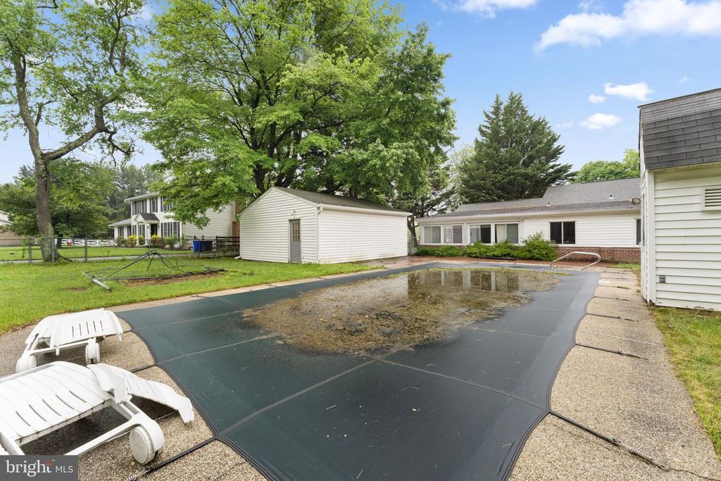 Image 81 of property listing at 7293 BROWNS BRIDGE RD, Fulton, MD 20759