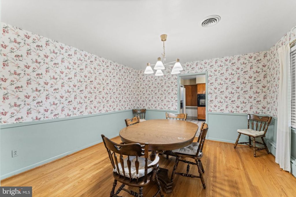 Image 9 of property listing at 7293 BROWNS BRIDGE RD, Fulton, MD 20759
