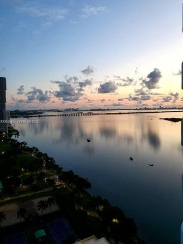 1717 N Bayshore Dr A-2938, Miami, FL 33132