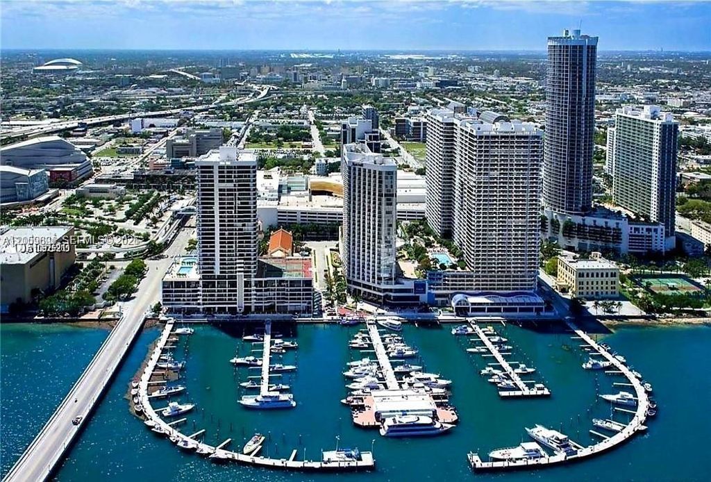 1717 N Bayshore Dr A-2938, Miami, FL 33132
