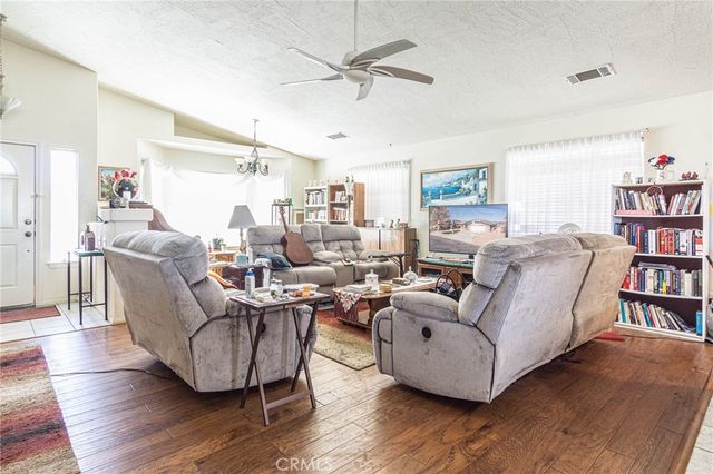 14666 Cool Glen, Helendale, CA 92342