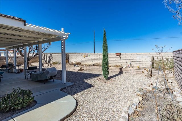 14666 Cool Glen, Helendale, CA 92342