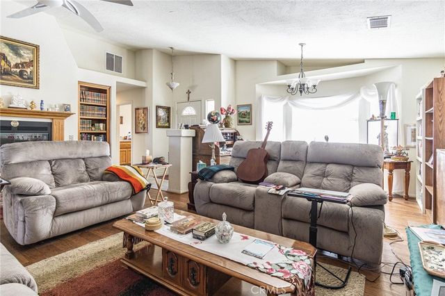 14666 Cool Glen, Helendale, CA 92342