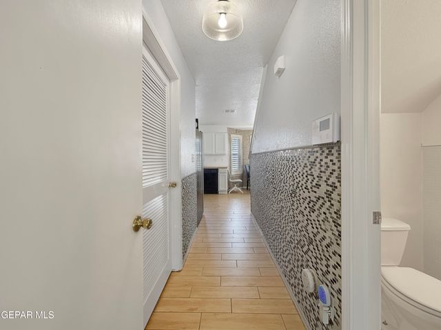 6121 CAROLE JESCHKE Court, El Paso, TX 79924