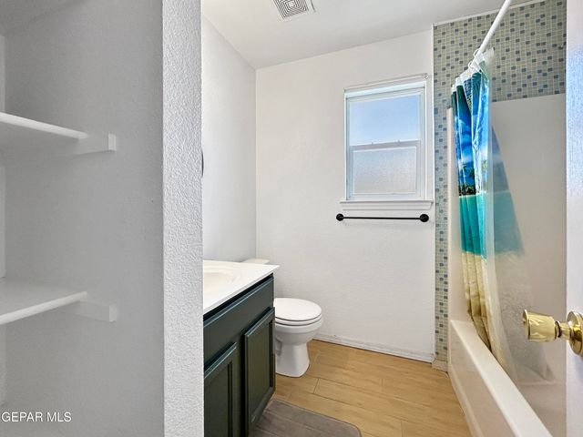 6121 CAROLE JESCHKE Court, El Paso, TX 79924