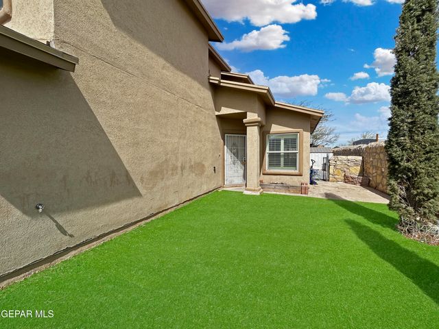 6121 CAROLE JESCHKE Court, El Paso, TX 79924