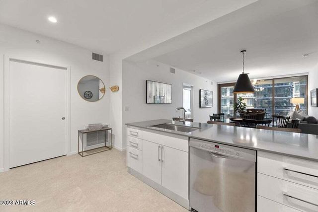 7180 E KIERLAND Boulevard 805, Scottsdale, AZ 85254