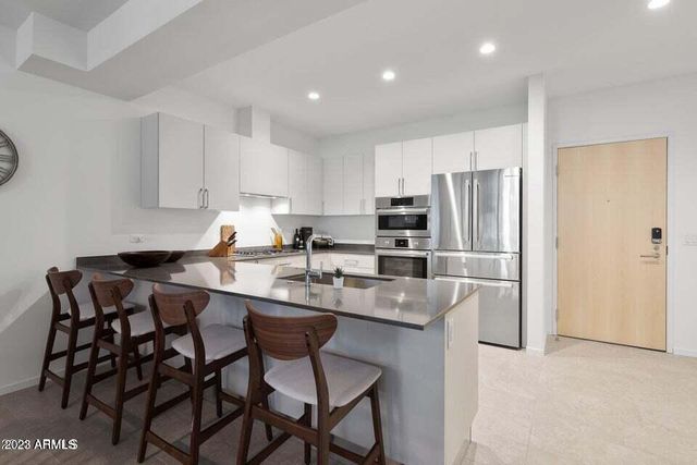 7180 E KIERLAND Boulevard 805, Scottsdale, AZ 85254