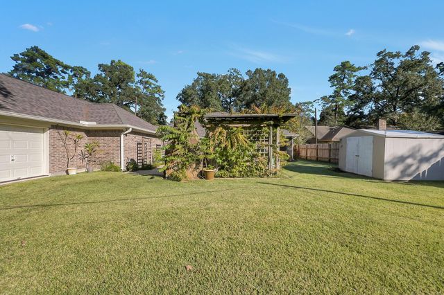 26107 Maplewood Drive, Spring, TX 77386