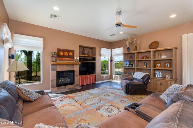 40008 N MAIDSTONE Court, Anthem, AZ 85086