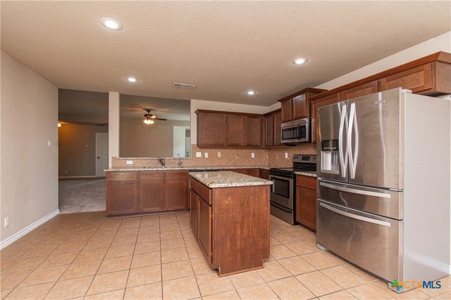 2705 Uvero Alto Drive, Killeen, TX 76549