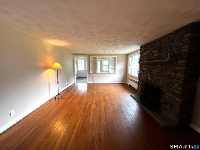 253 Arch Road, Avon, CT 06001